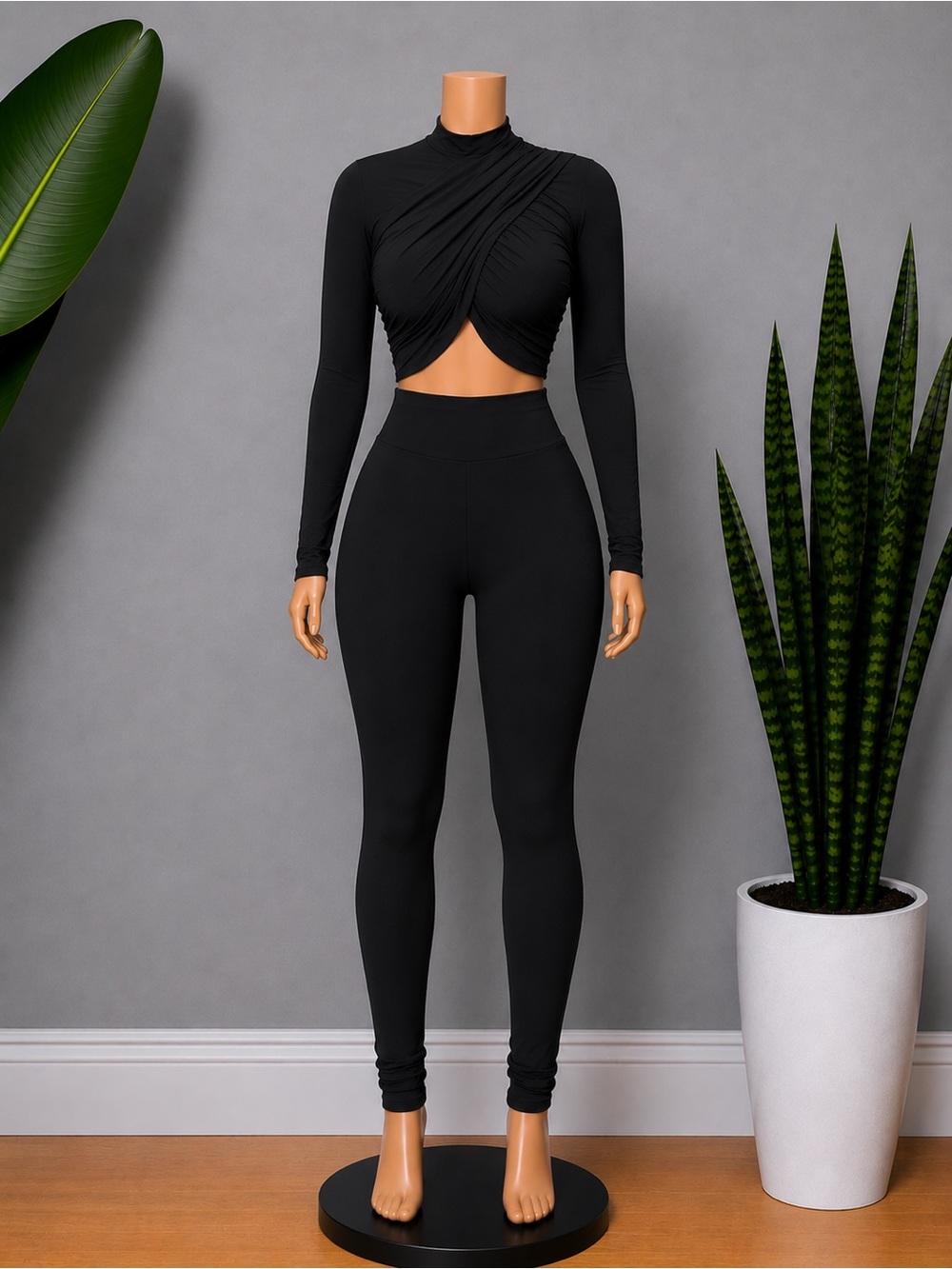Women's Black High-Waist Leggings & Long-Sleeve Crop Top Set